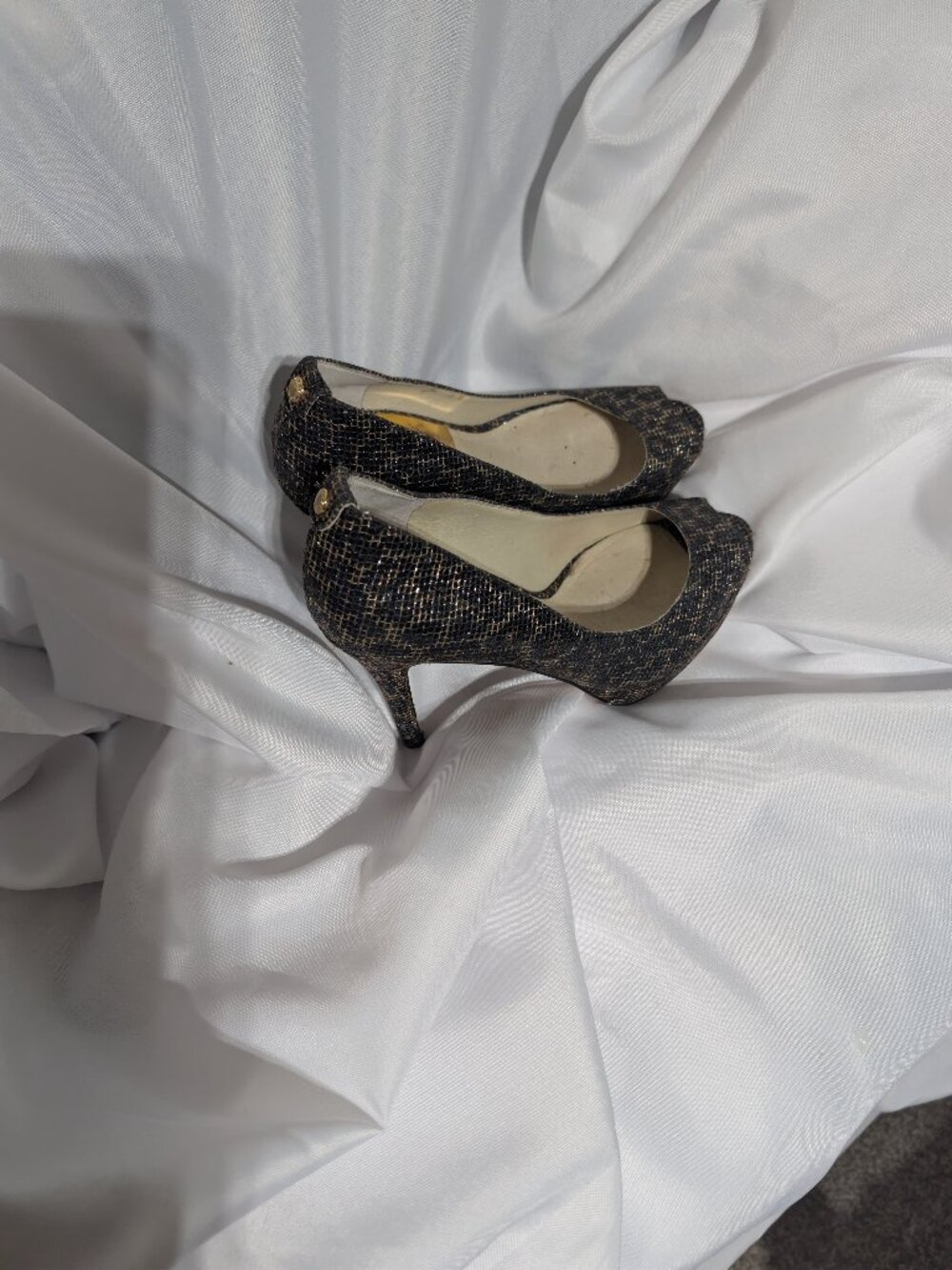 Michael Kors Gold Sparkly Heels Size 7